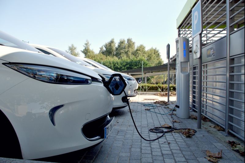 Bornes de recharge pour véhicules électriques à Nice